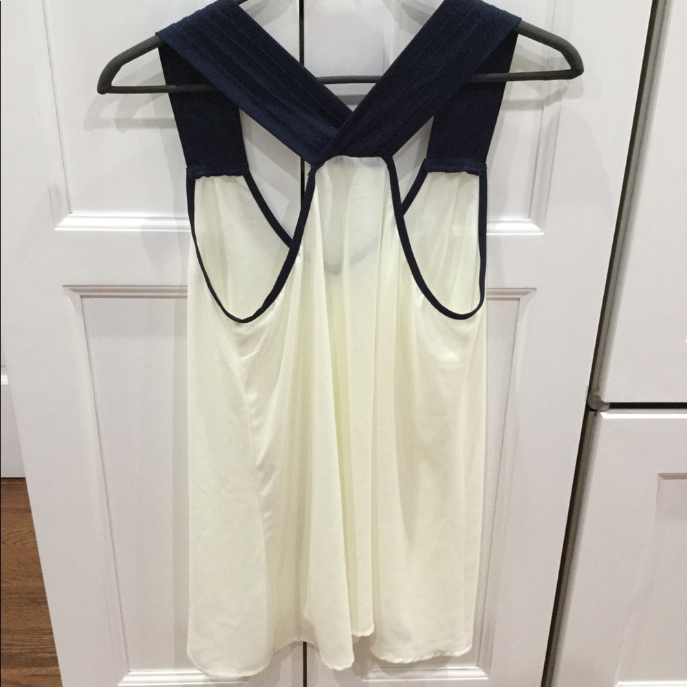 Fabulous cream and navy blouse - Picture 2 of 4